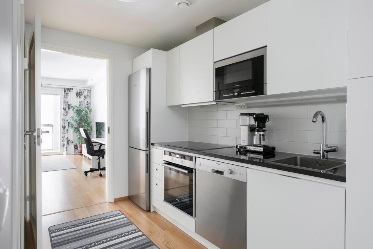 2Ndhomes Cozy 1Br Apartment With Balcony By The Central Station Хелзинки Екстериор снимка