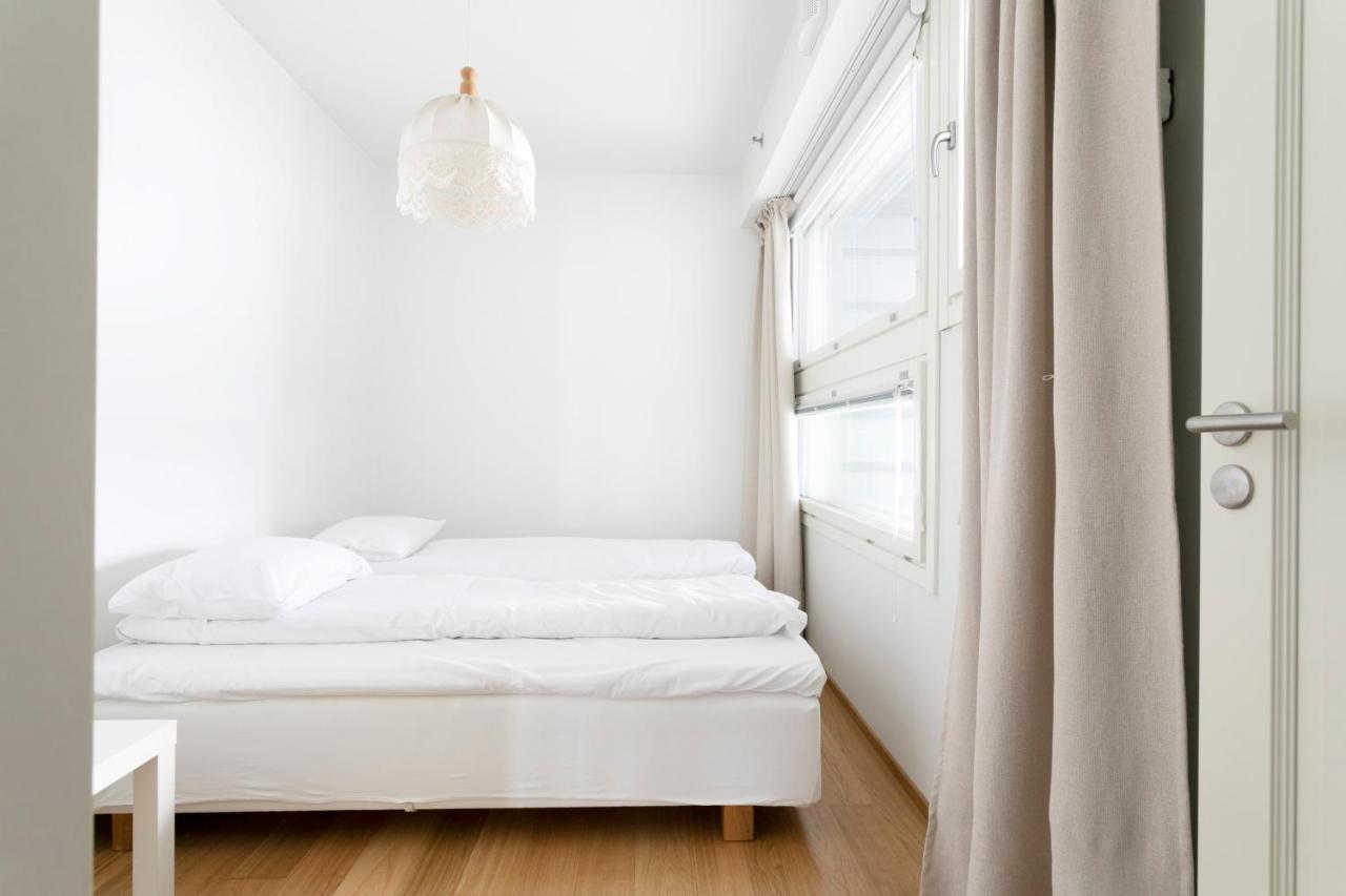 2Ndhomes Cozy 1Br Apartment With Balcony By The Central Station Хелзинки Екстериор снимка