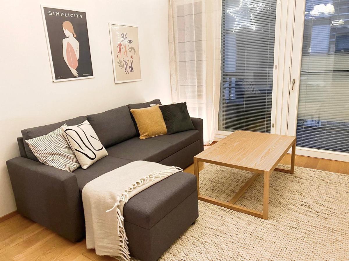 2Ndhomes Cozy 1Br Apartment With Balcony By The Central Station Хелзинки Екстериор снимка